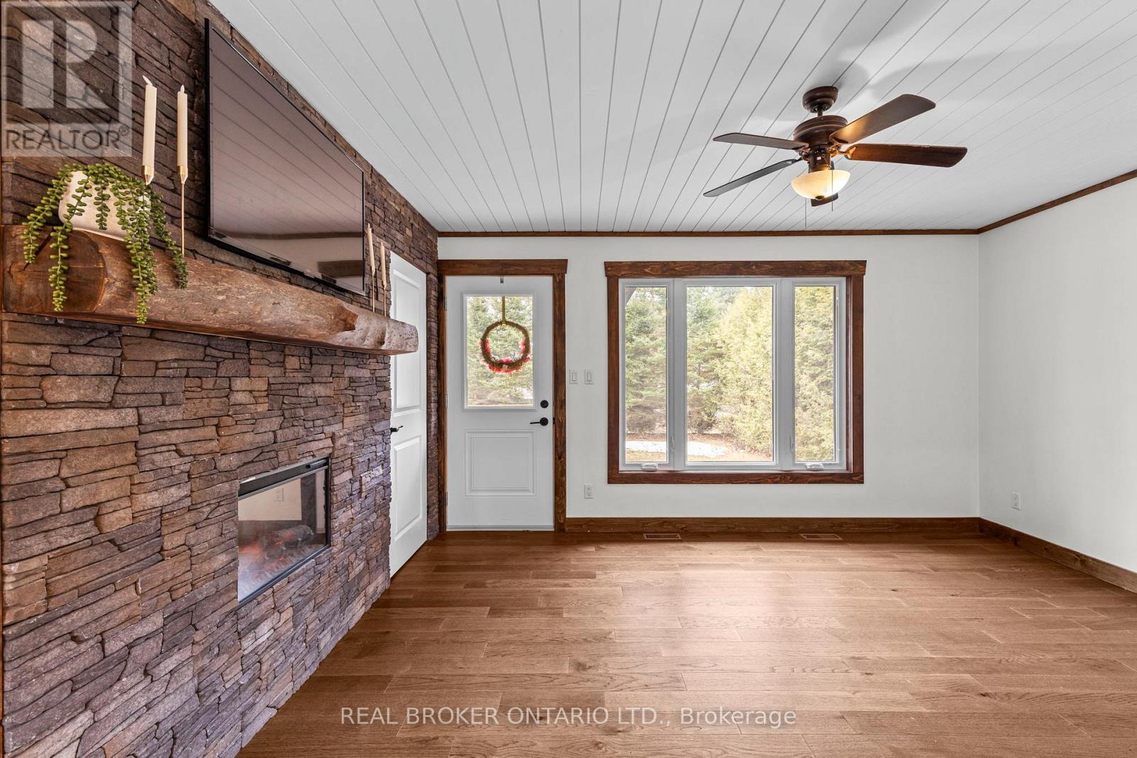1401 NORTH SHORE ROAD - 6