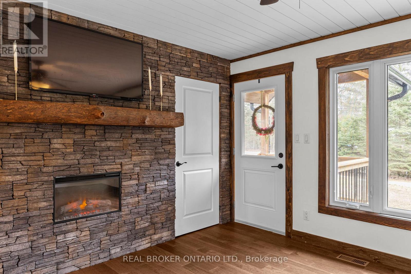 1401 NORTH SHORE ROAD - 9