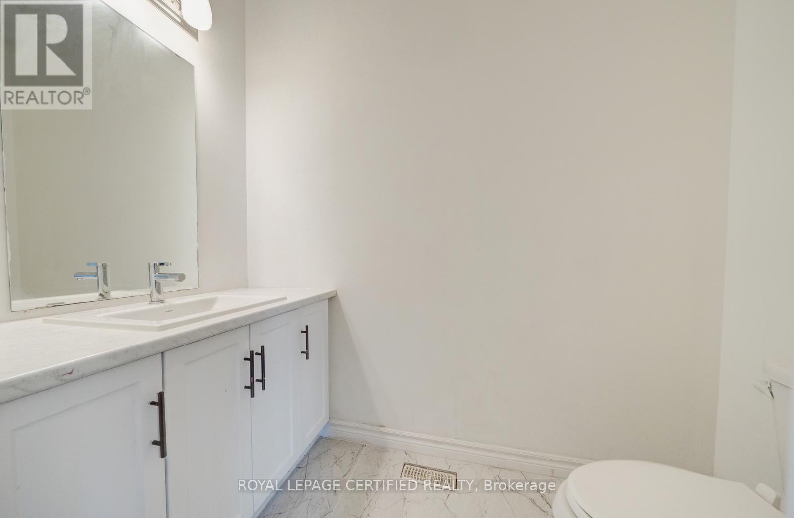 8077 BROOKSIDE DRIVE - 19