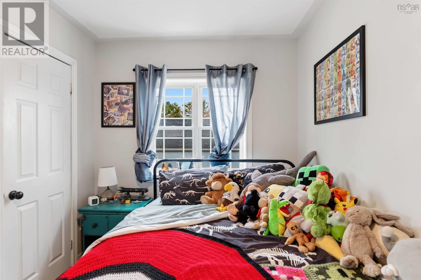 Property 19 of 31 of 994 Aurora Crescent