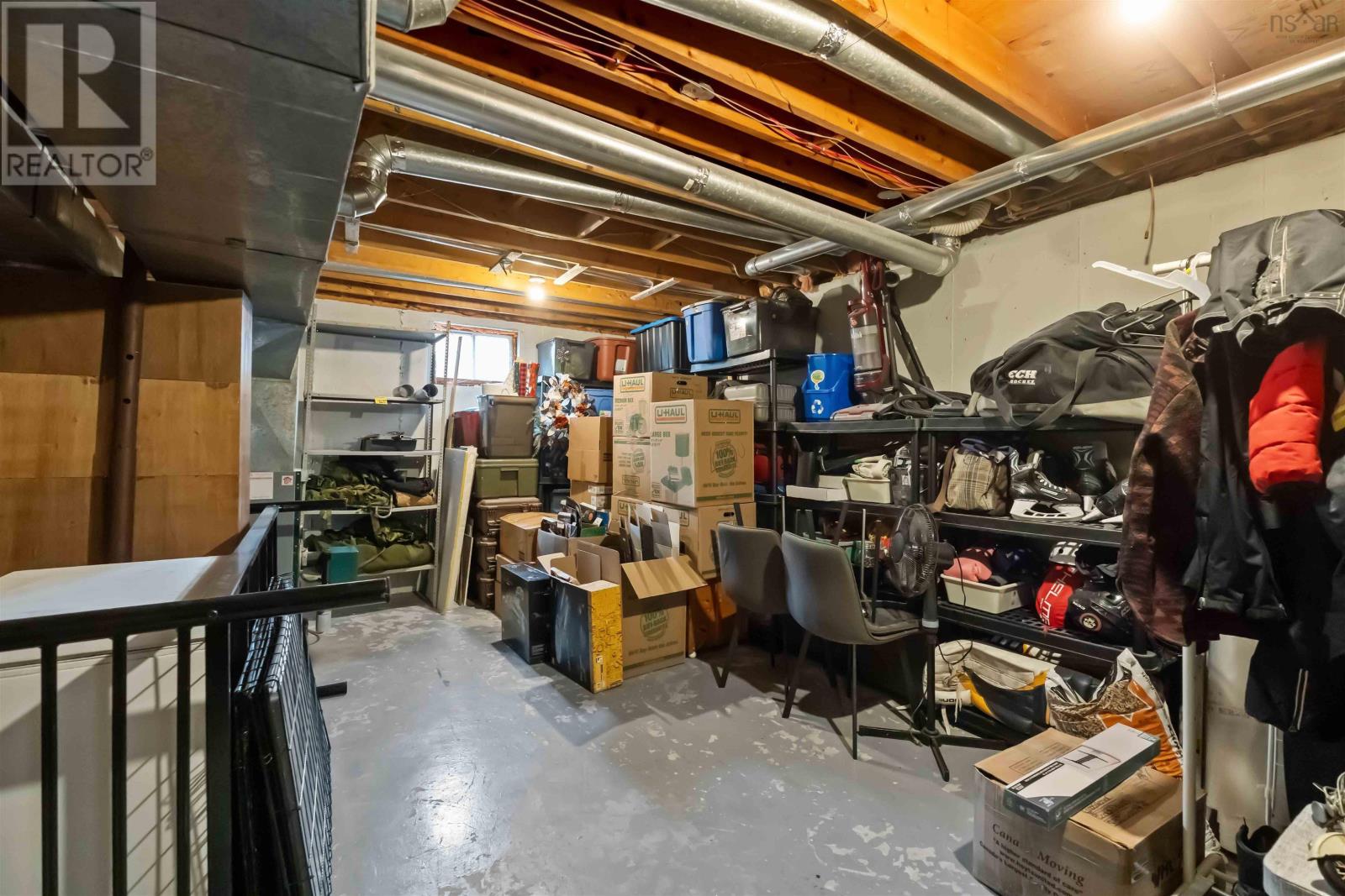 Property 26 of 31 of 994 Aurora Crescent