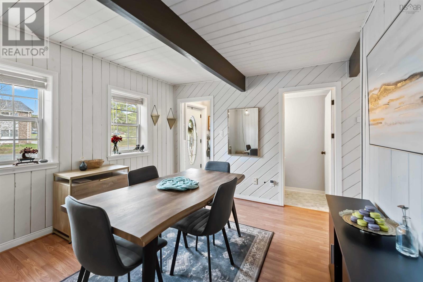 Property 5 of 31 of 994 Aurora Crescent