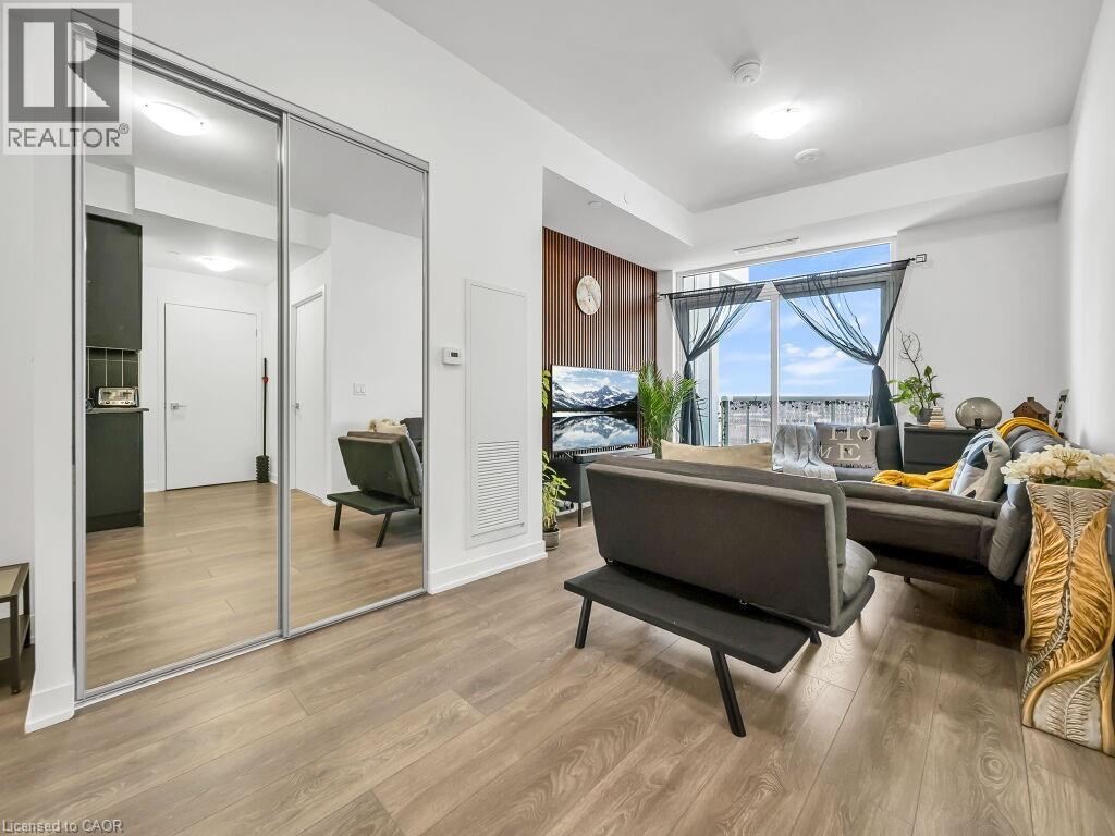 #932 498 CALDARI Road Unit# 932 - 33
