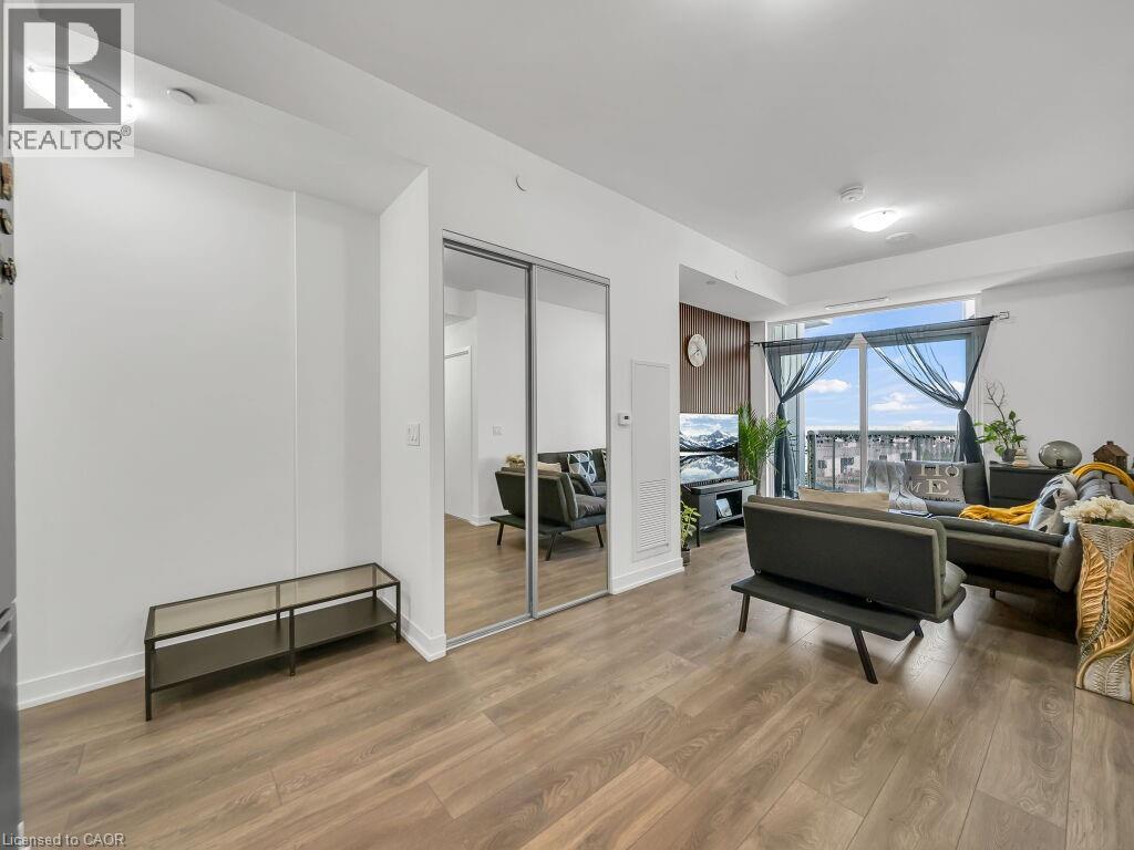 #932 498 CALDARI Road Unit# 932 - 35