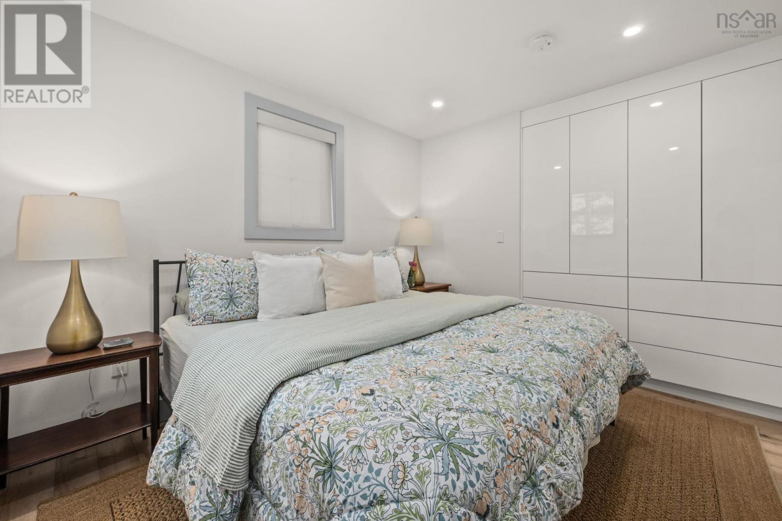 Property 22 of 39 of 504 Porters Point Branch Road