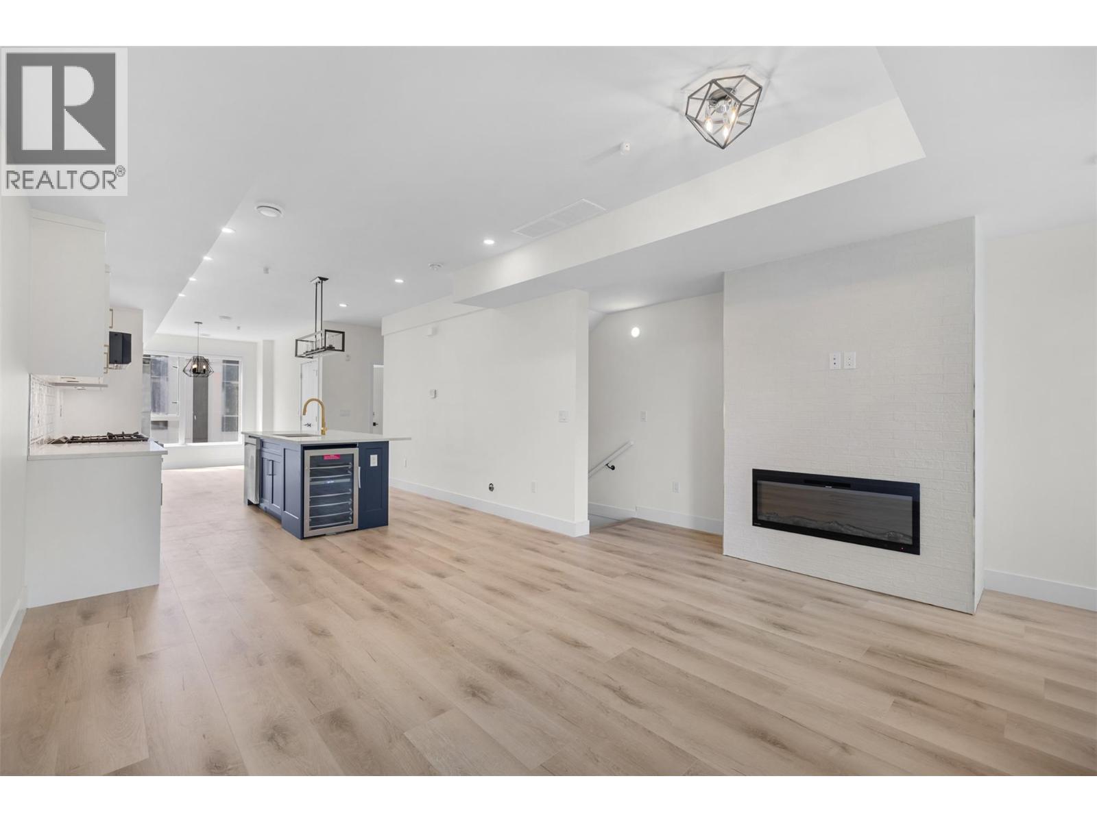 #25 1975 Shannon Lake Road Unit# 25 - 7