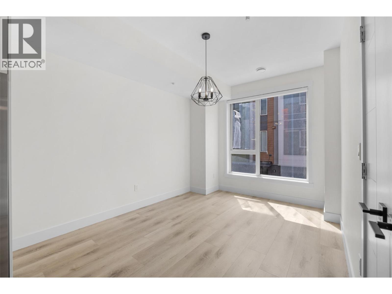 #25 1975 Shannon Lake Road Unit# 25 - 10