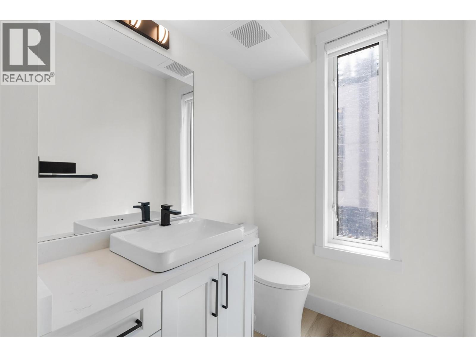 #25 1975 Shannon Lake Road Unit# 25 - 11