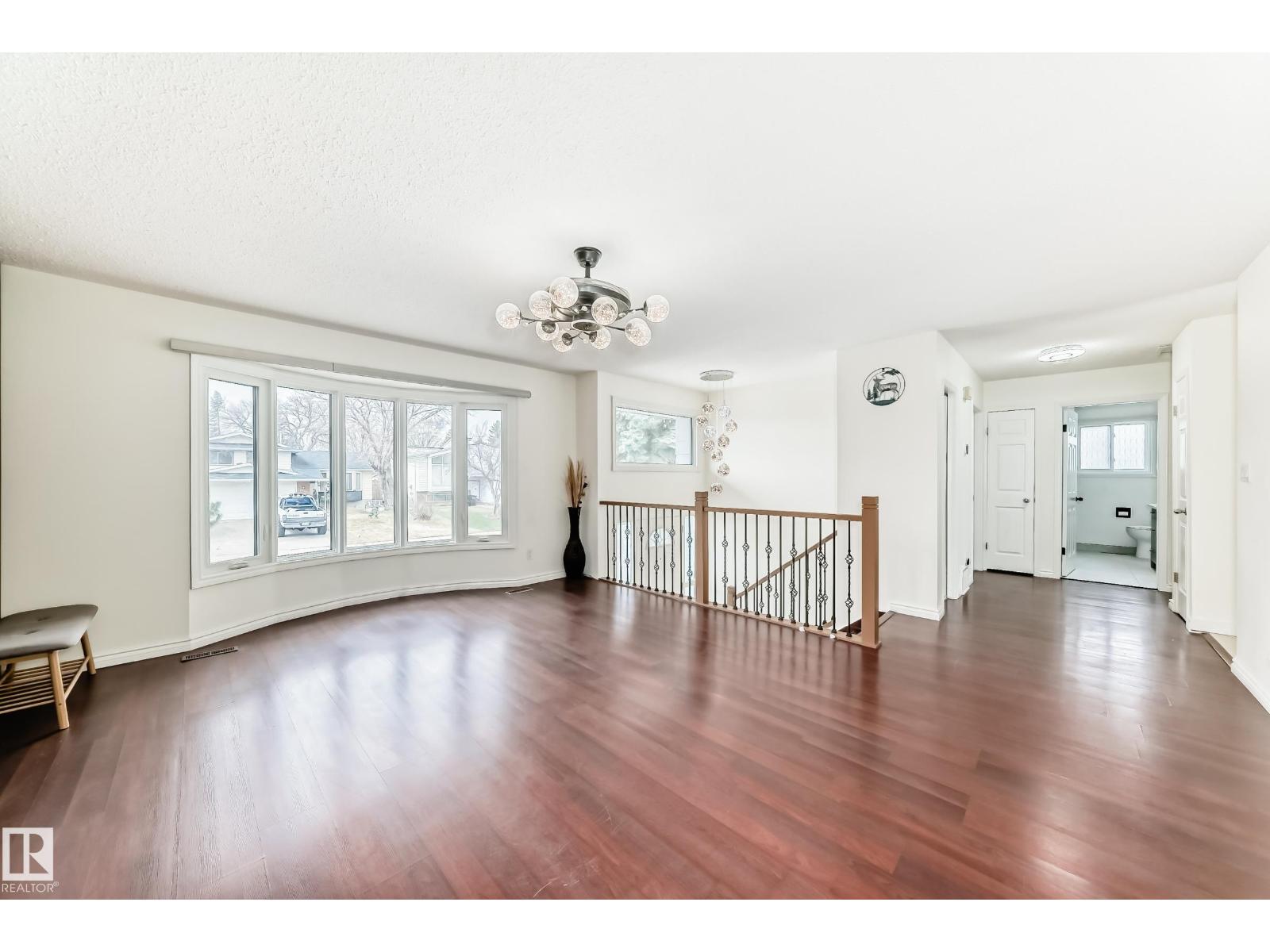 2039 48 ST NW - 7
