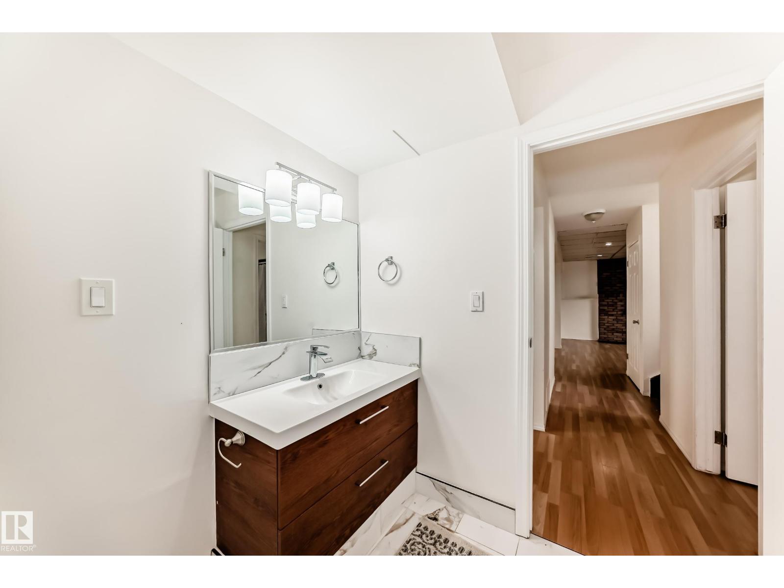 2039 48 ST NW - 16