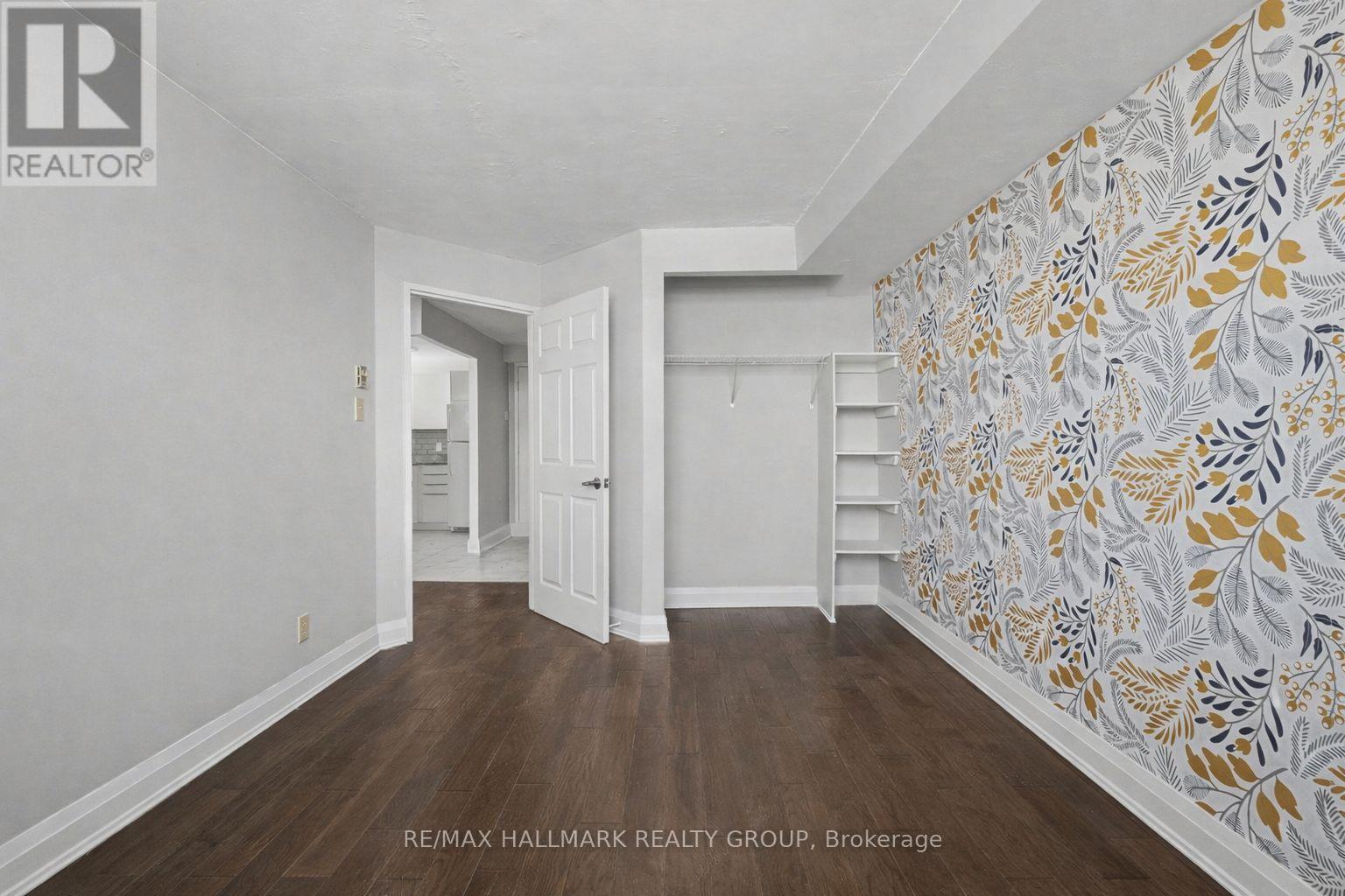 801 - 1440 HERON ROAD — photo 9