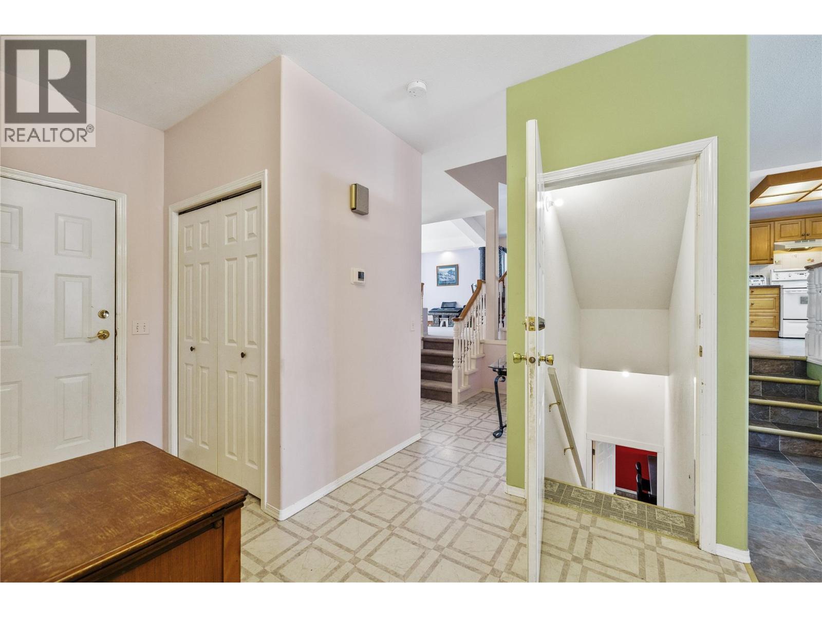  970 Maygard Road, Kelowna