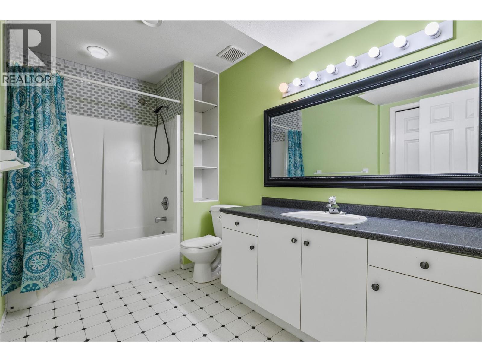  970 Maygard Road, Kelowna