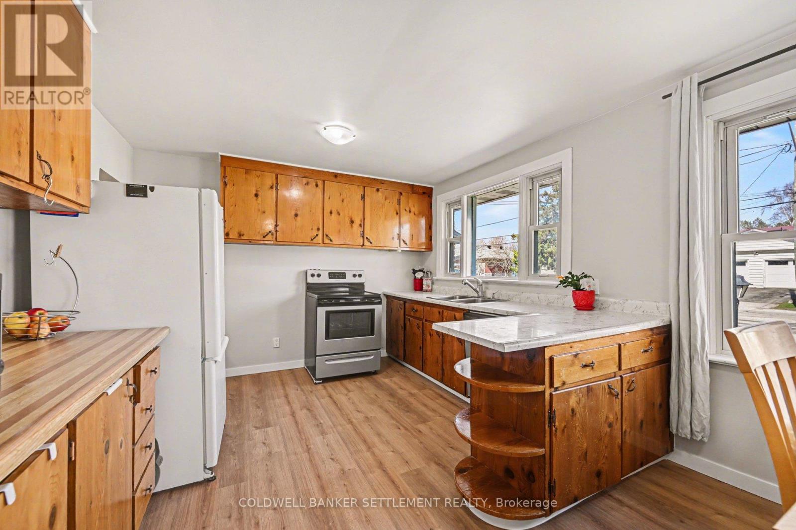 27 BROADVIEW AVENUE W - 10