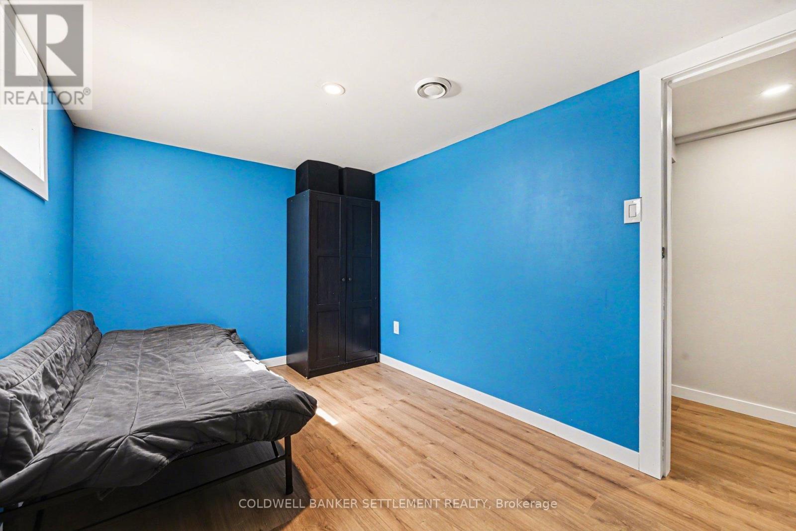 27 BROADVIEW AVENUE W - 20