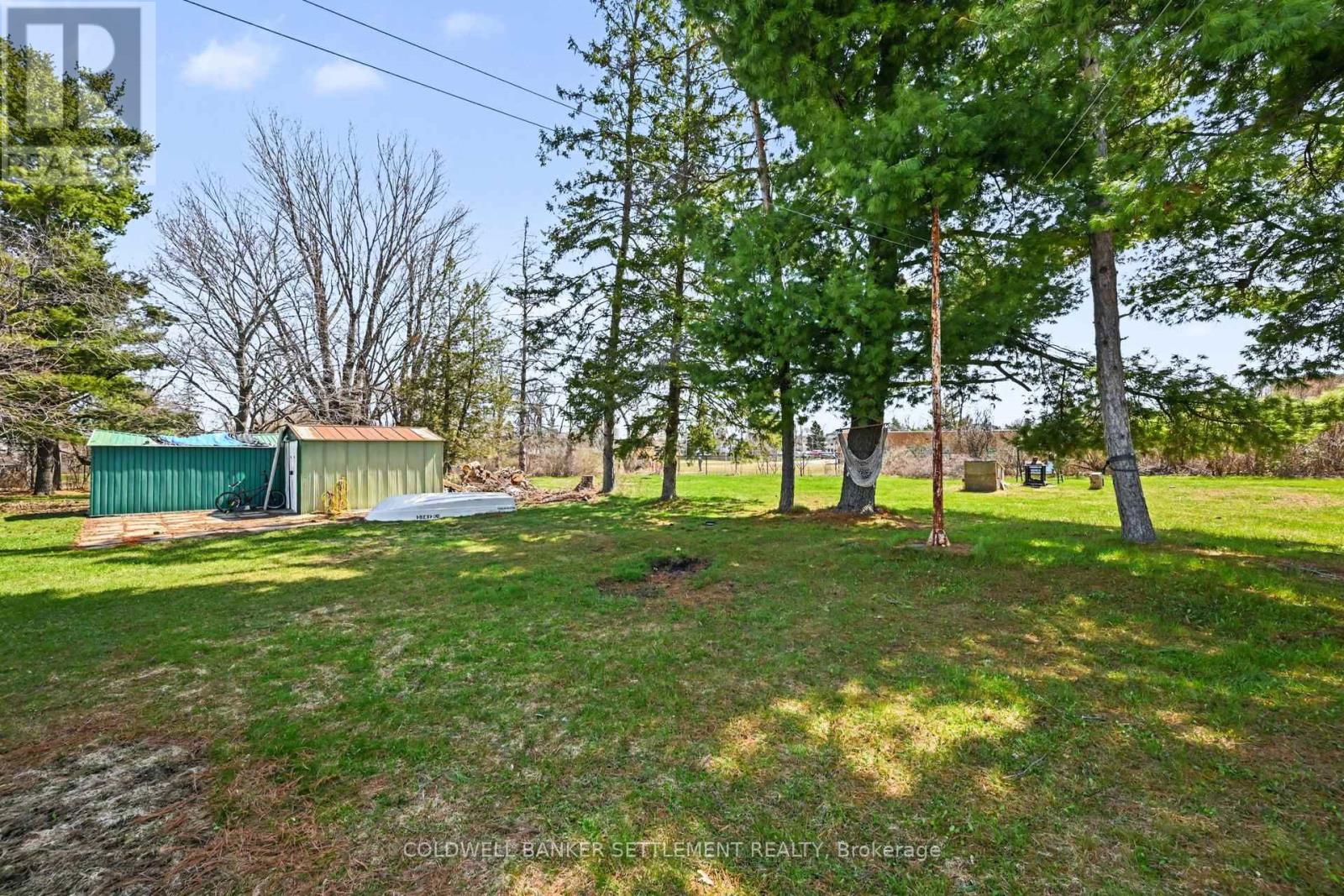 27 BROADVIEW AVENUE W - 29