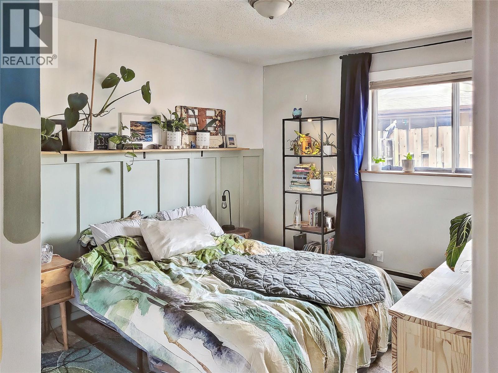 #8 717 12TH Avenue Unit# 8 - 9