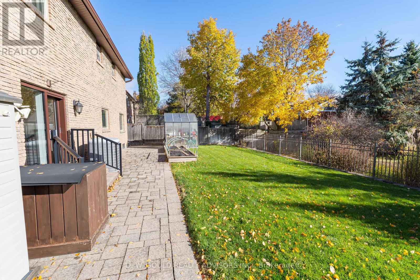 41 CLEAVEHOLM DRIVE - 10