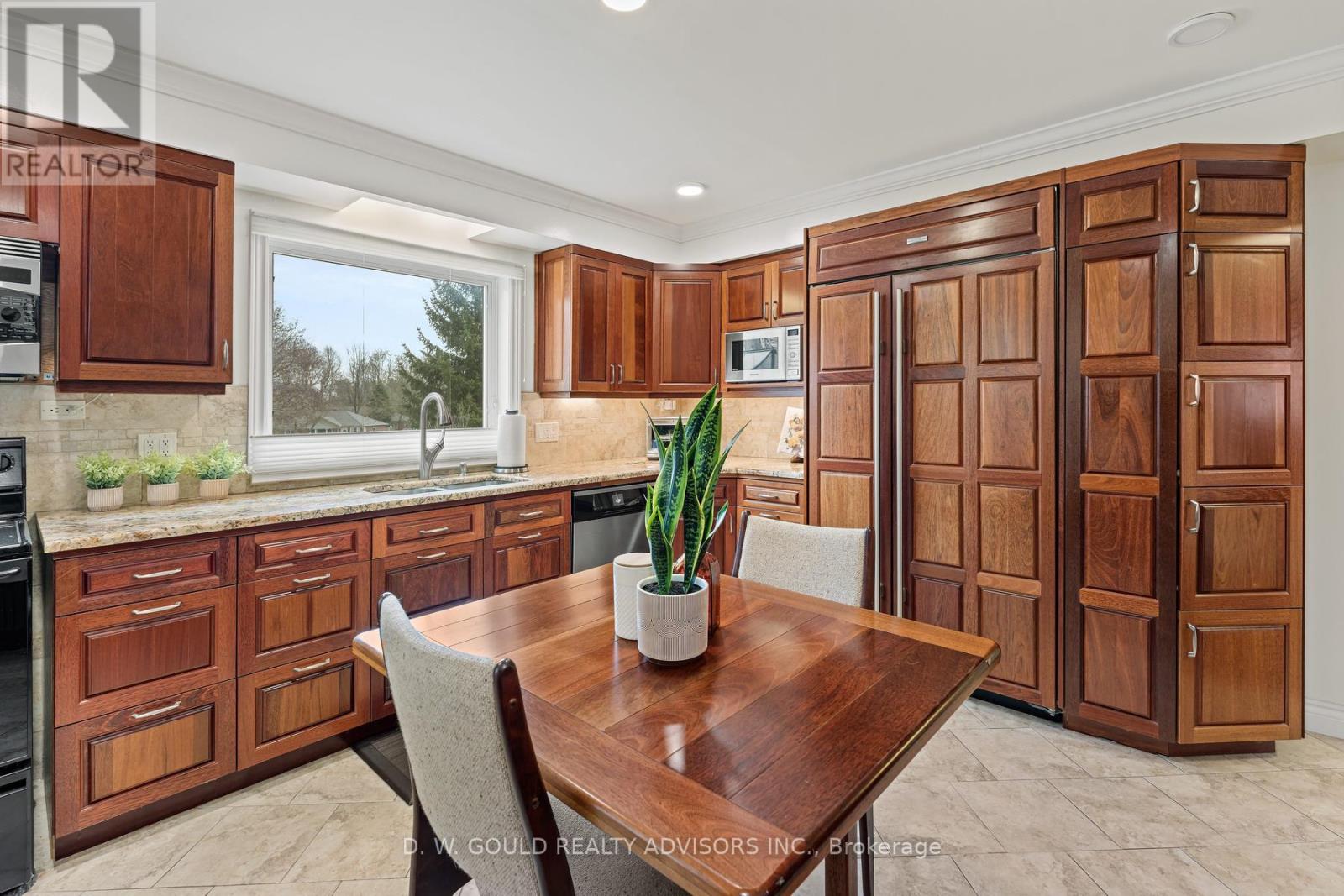 41 Cleaveholm Drive, Halton Hills
