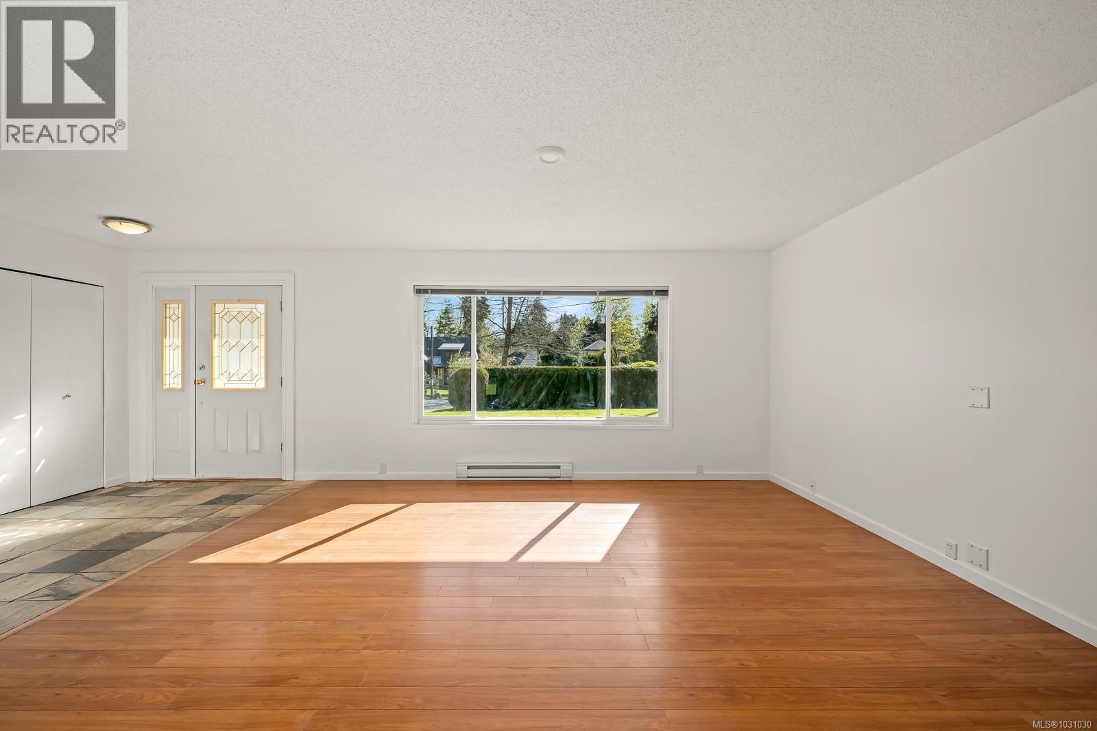 8987 McLarey Ave - 2