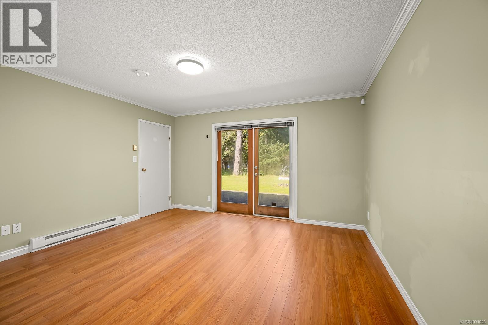 8987 McLarey Ave - 26