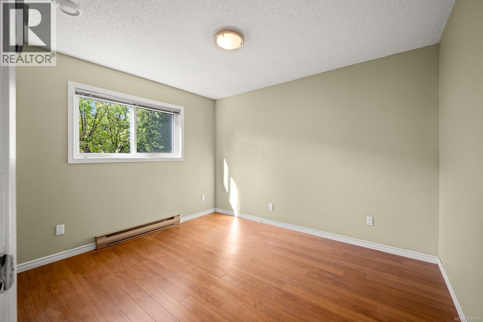 8987 McLarey Ave - 31