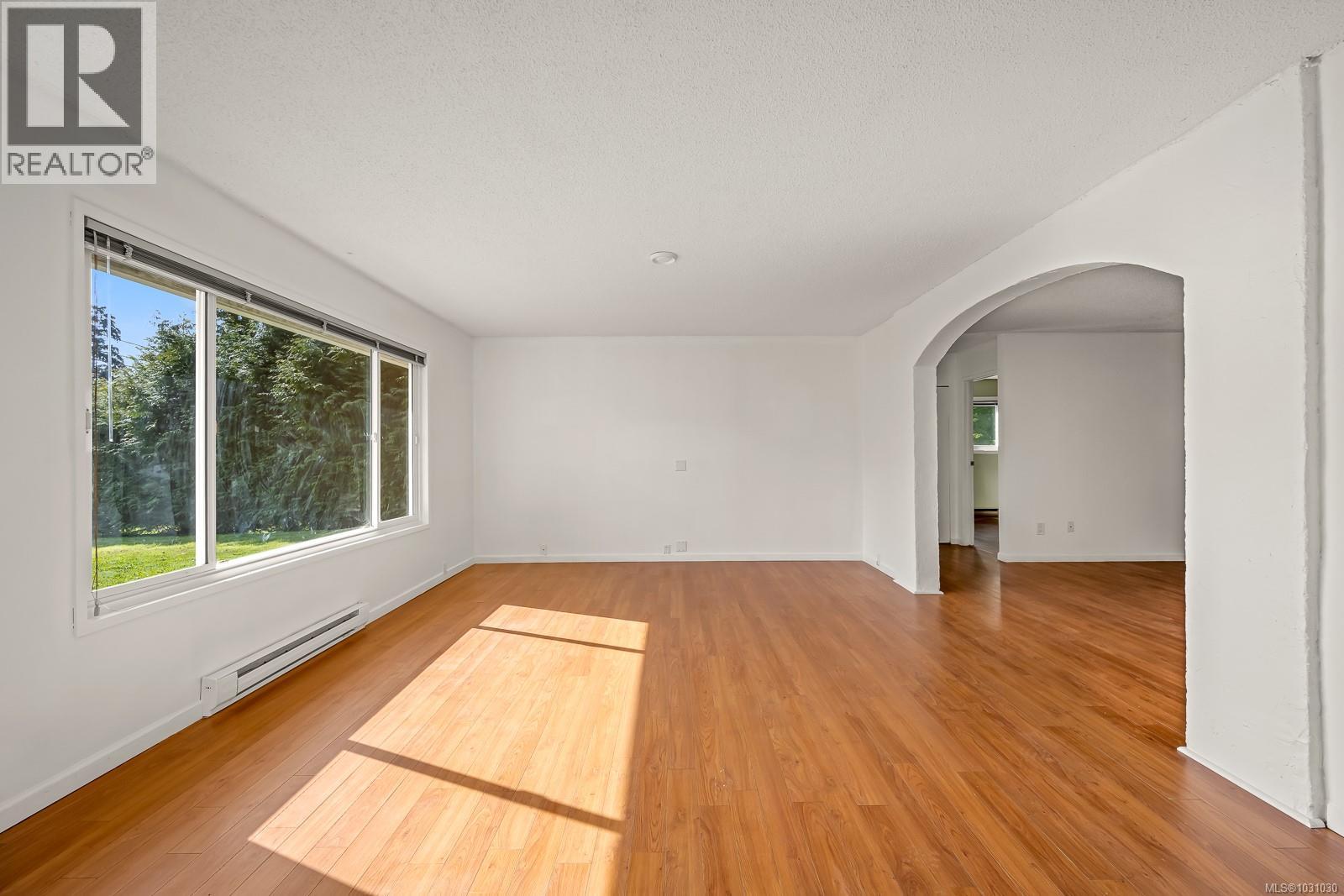 8987 McLarey Ave - 4