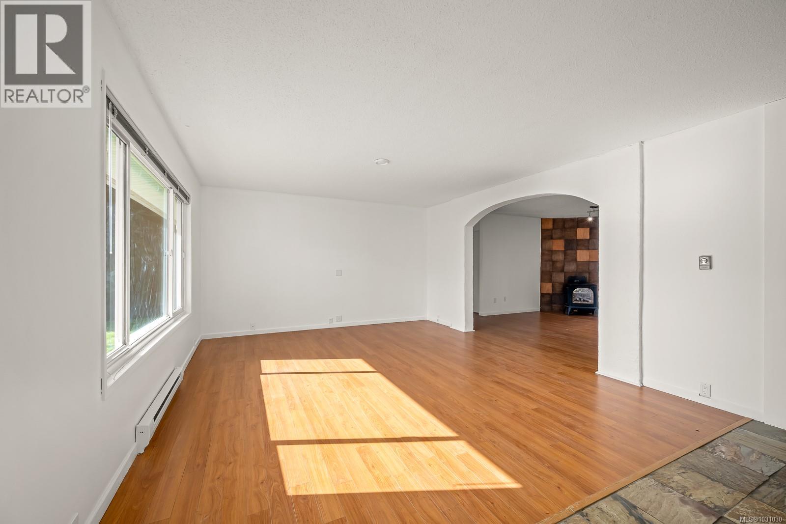 8987 McLarey Ave - 5