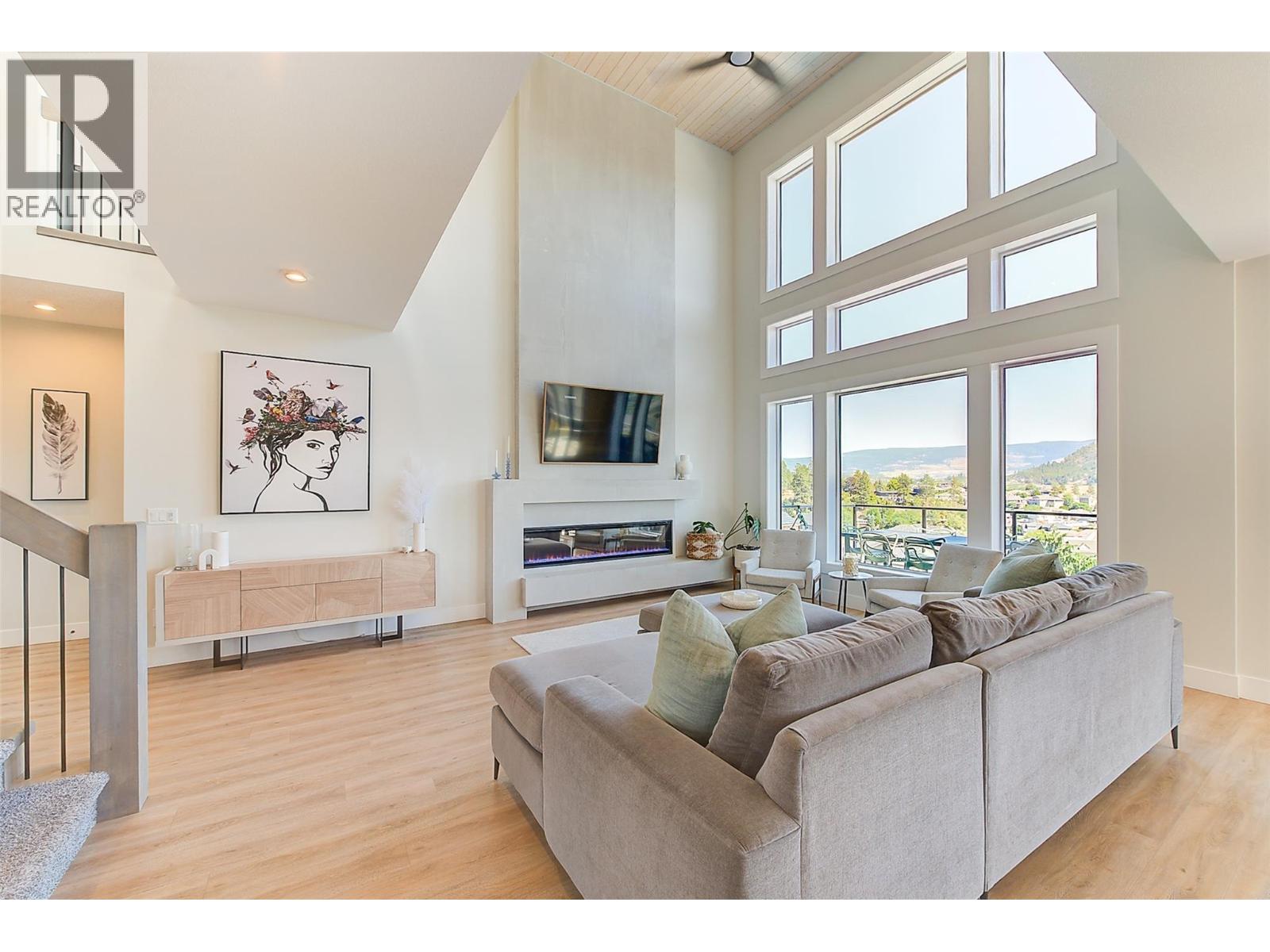  1475 Benzer Court, Kelowna