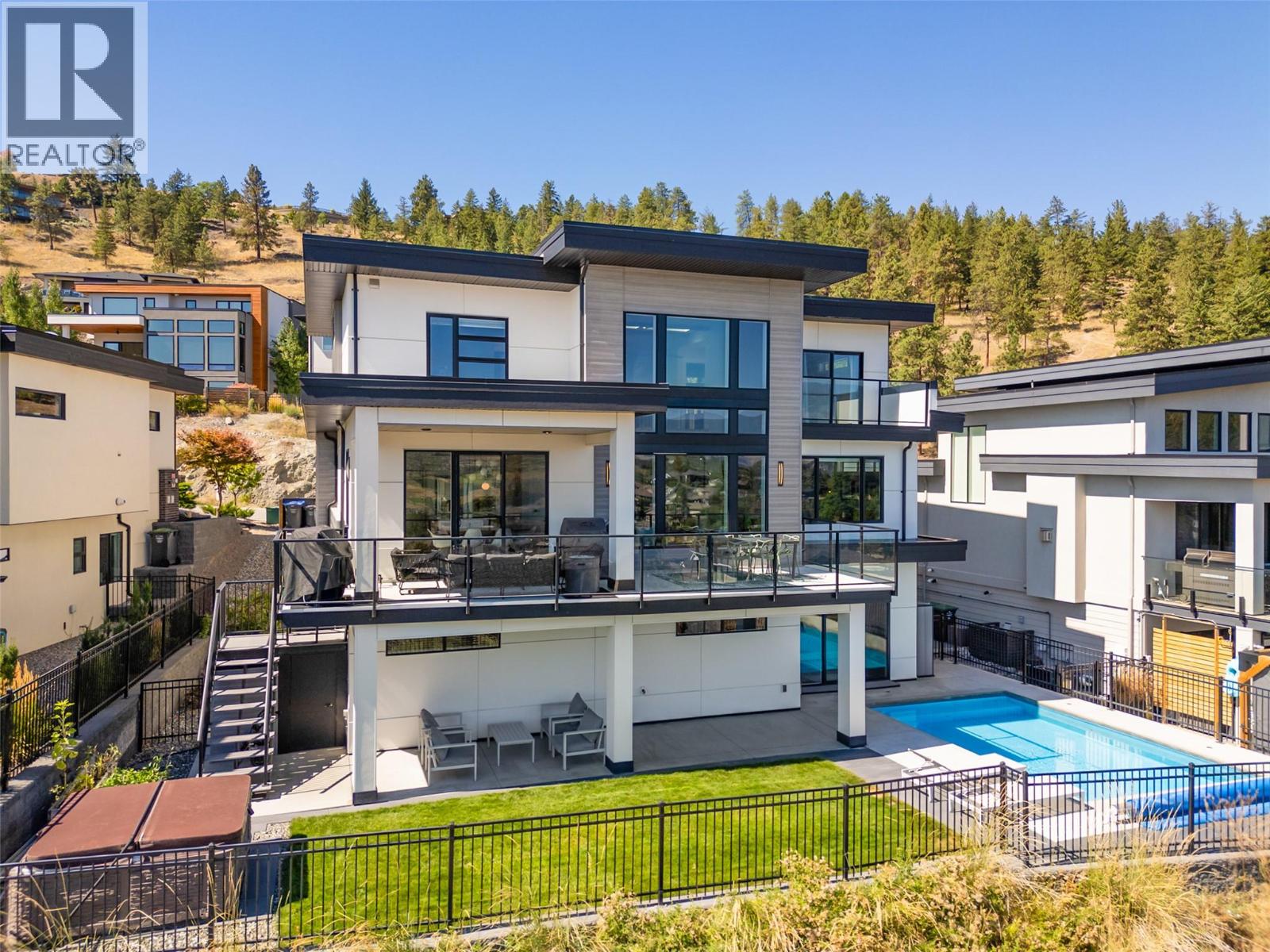  1475 Benzer Court, Kelowna