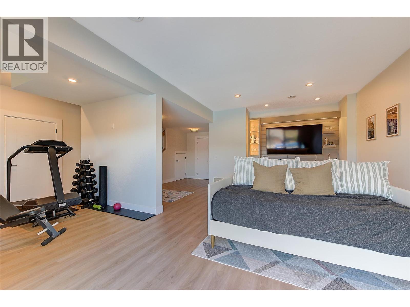  1475 Benzer Court, Kelowna