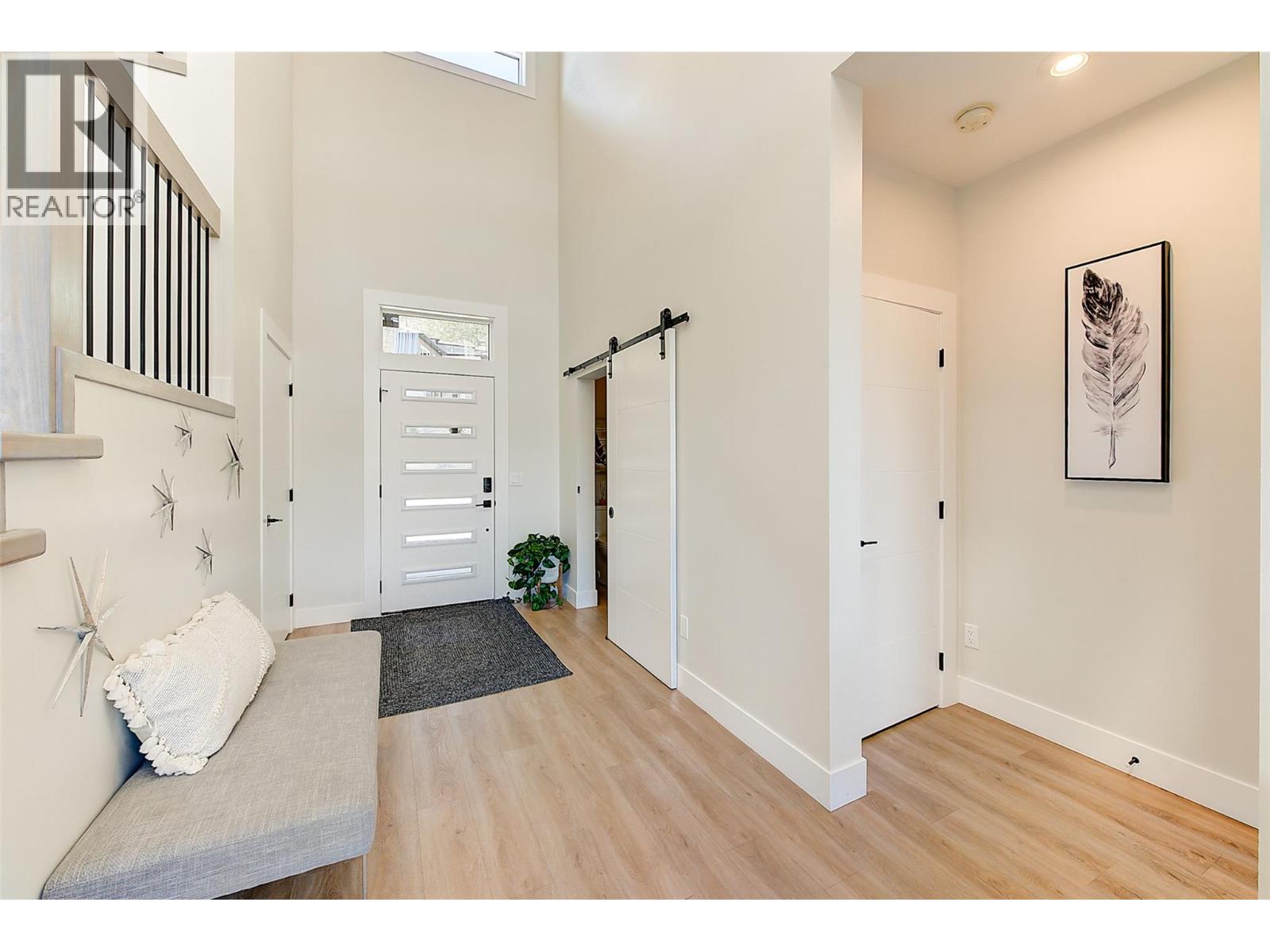  1475 Benzer Court, Kelowna