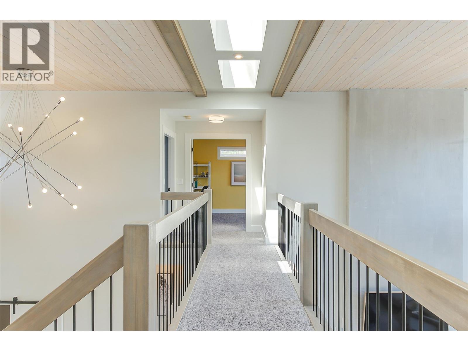  1475 Benzer Court, Kelowna