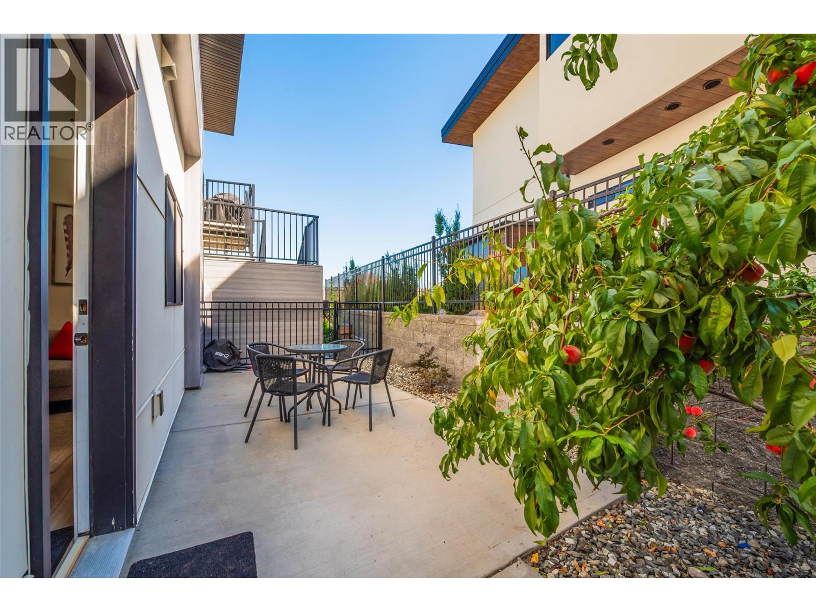  1475 Benzer Court, Kelowna