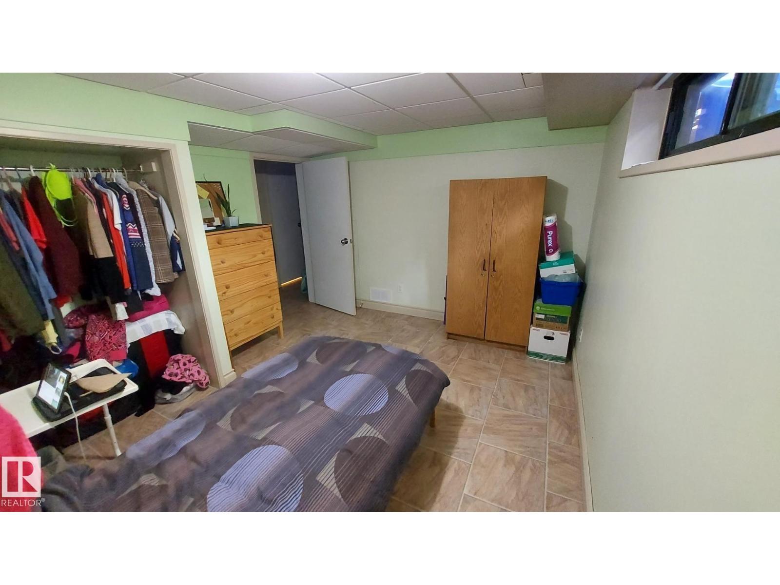 16305 109A AV NW, Edmonton