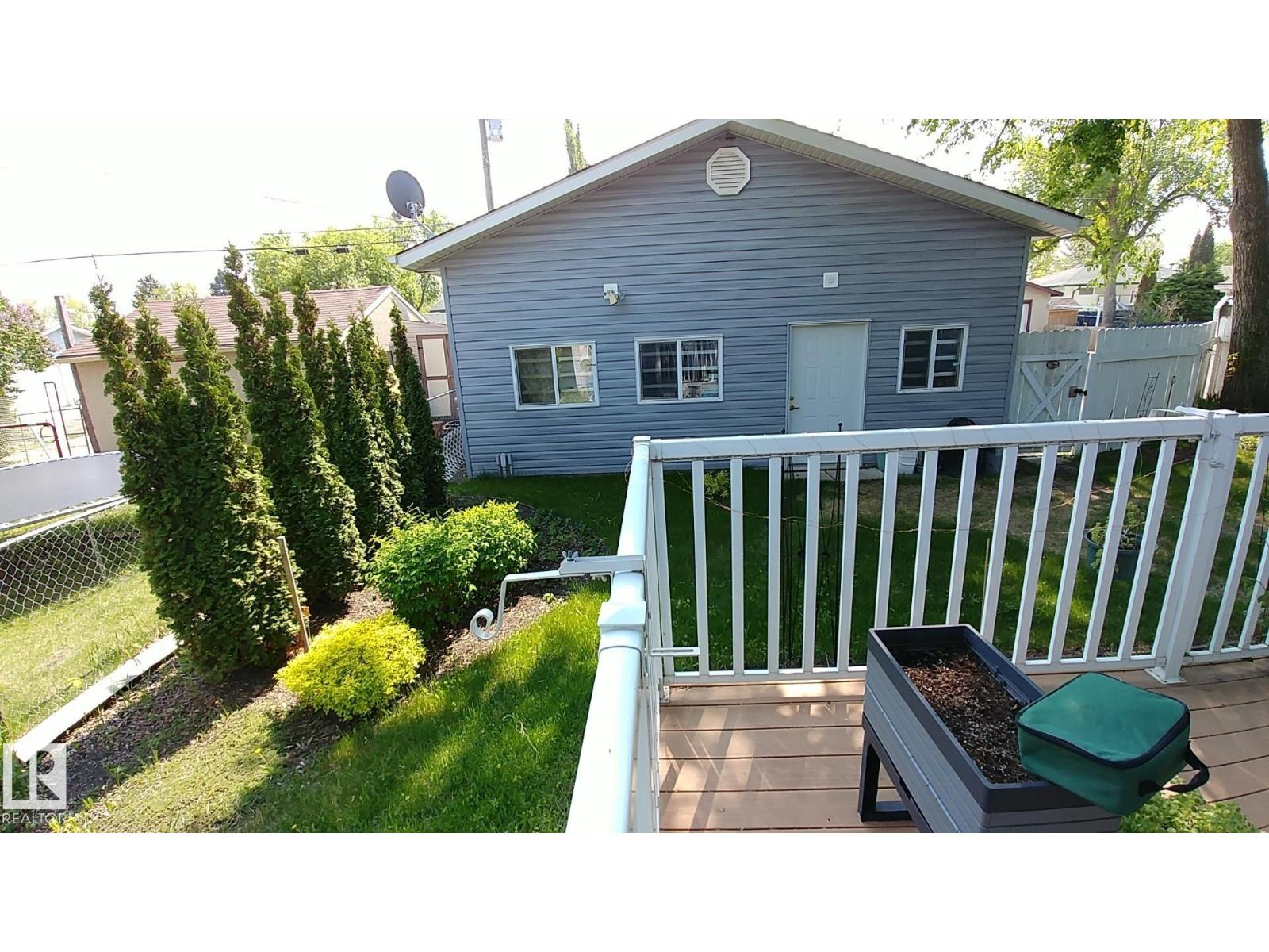 16305 109A AV NW, Edmonton