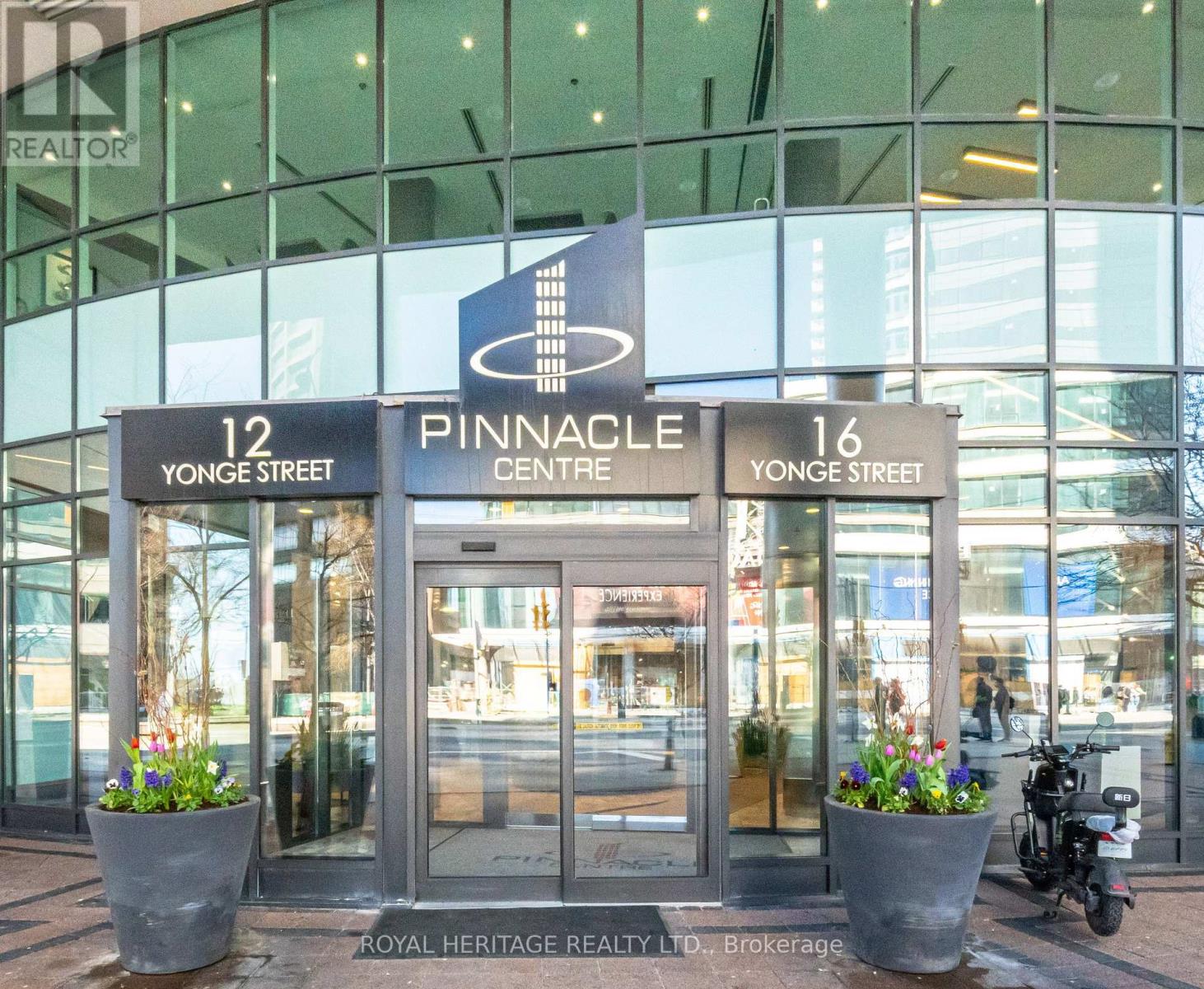 Listing photo of 611 - 12 YONGE STREET