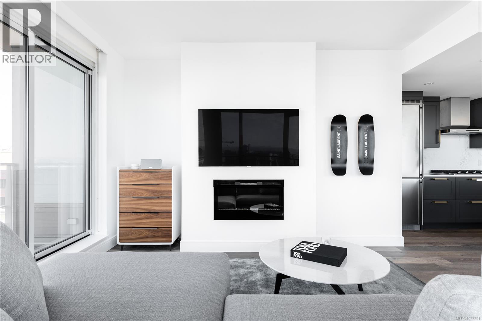 #1105 707 Courtney St - 10