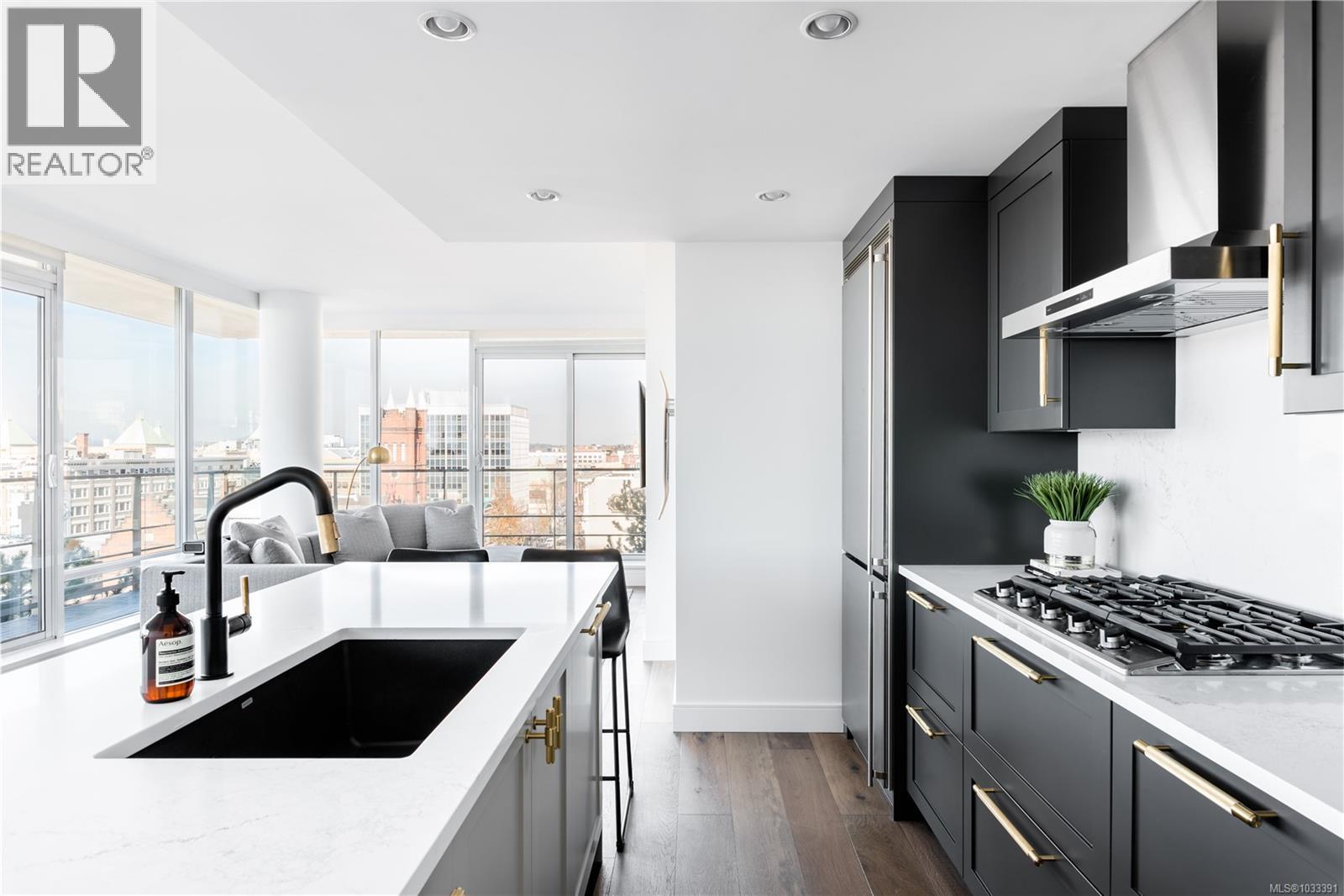 #1105 707 Courtney St - 5