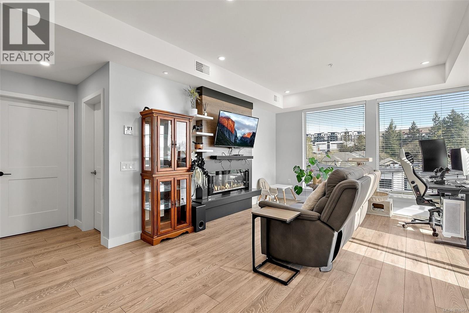 412 950 Whirlaway Crescent, Langford