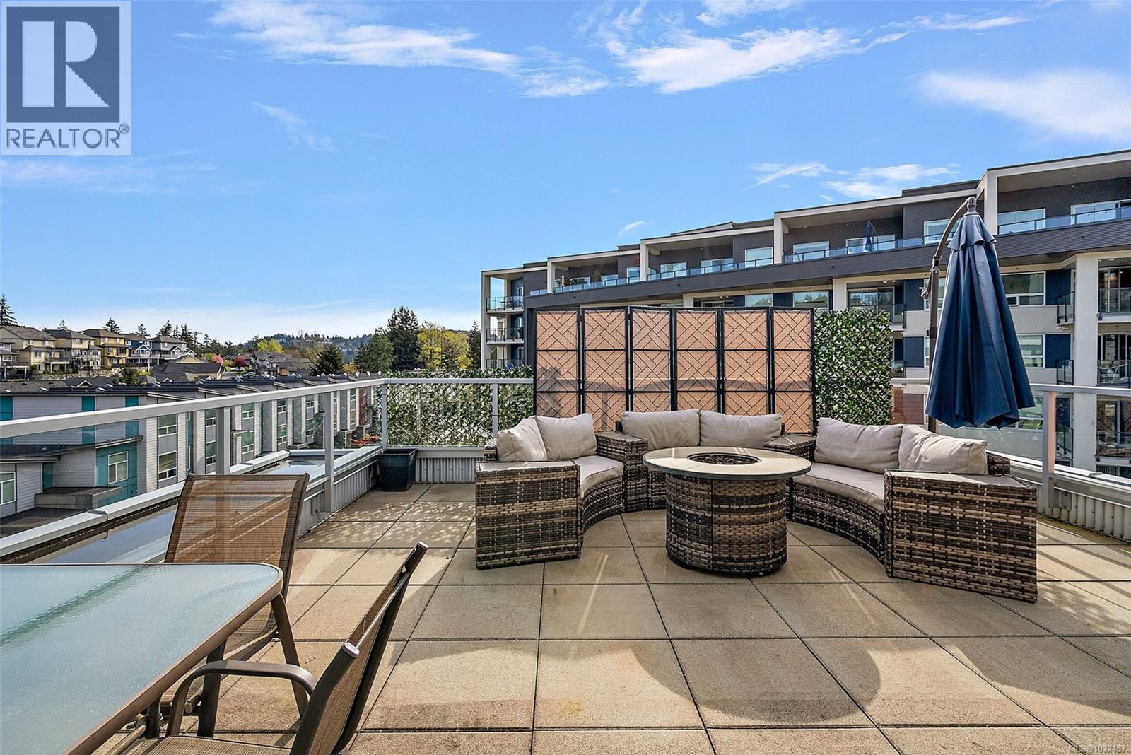 412 950 Whirlaway Crescent, Langford