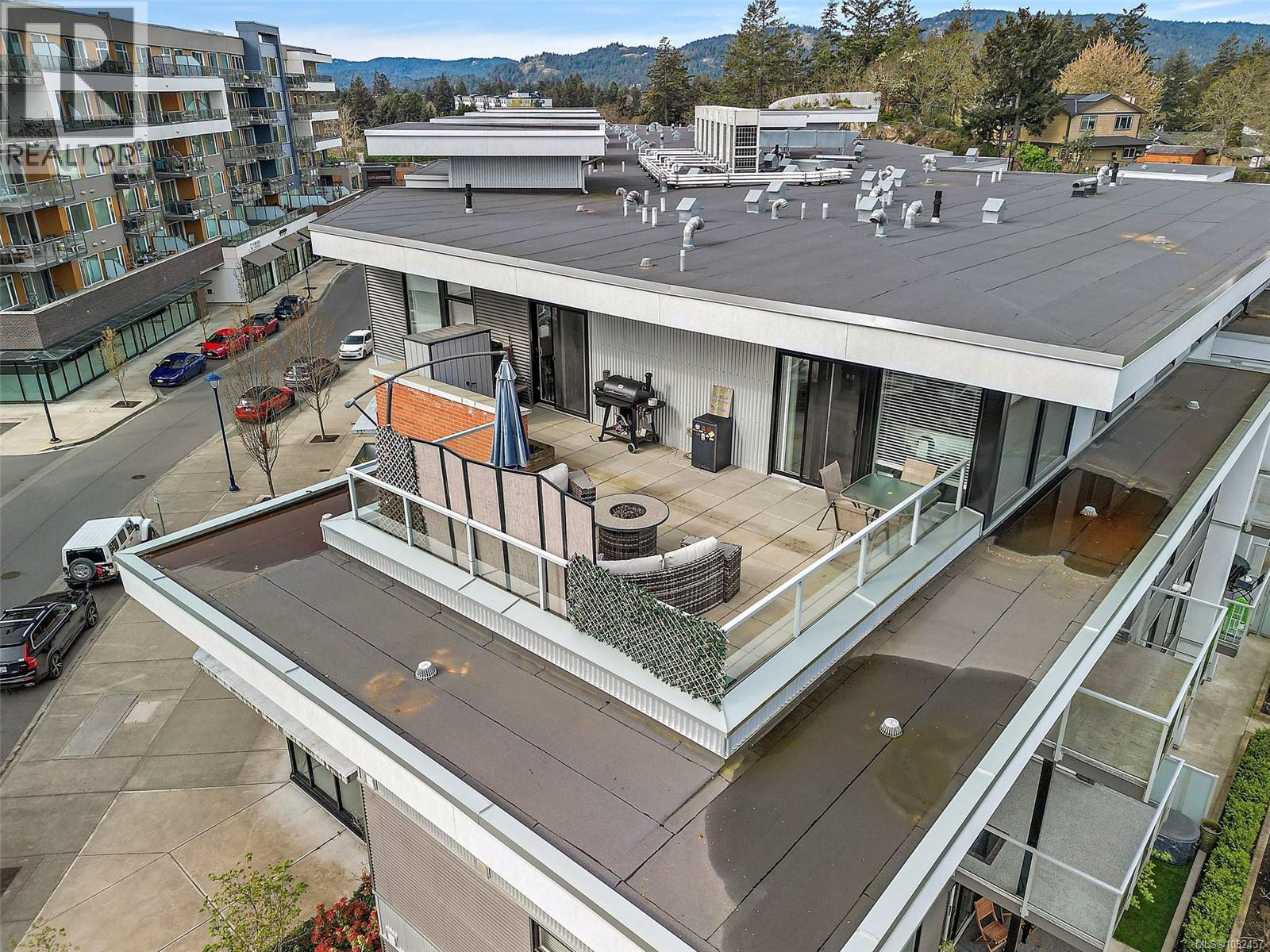 412 950 Whirlaway Crescent, Langford