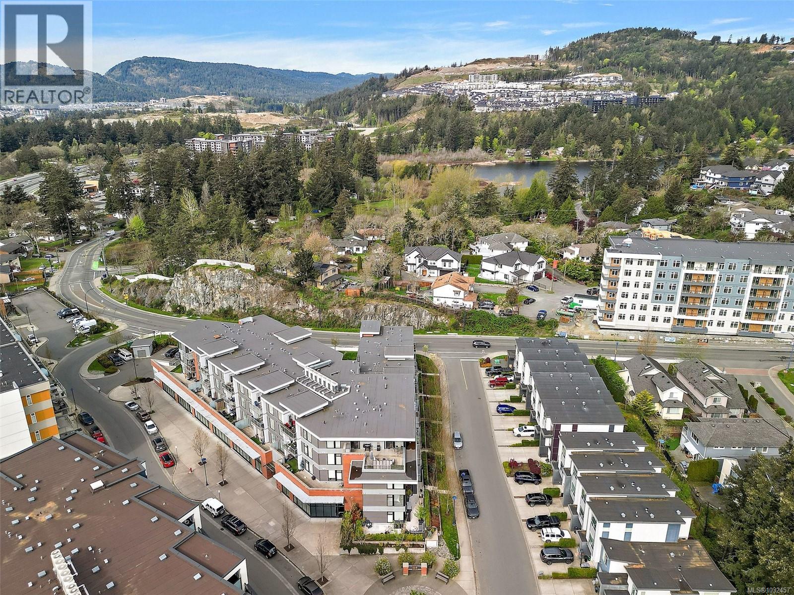 412 950 Whirlaway Crescent, Langford