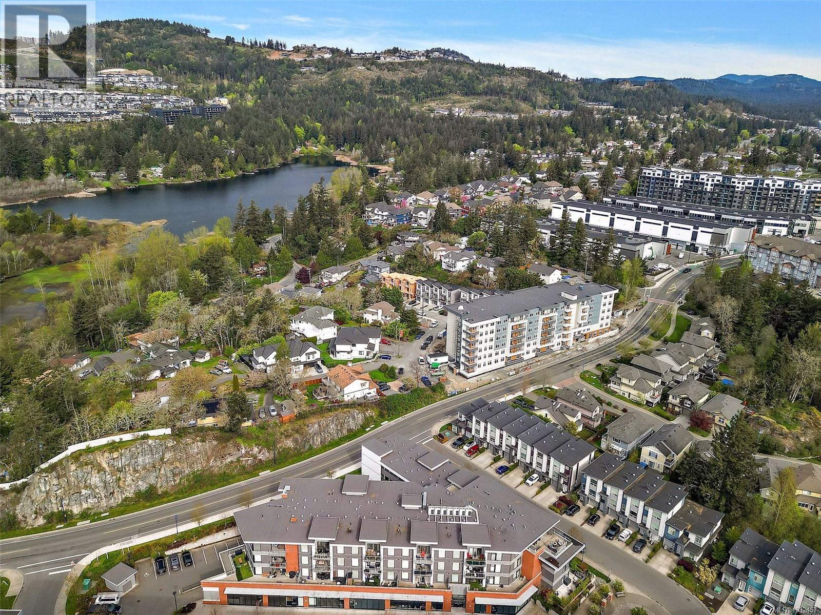 412 950 Whirlaway Crescent, Langford