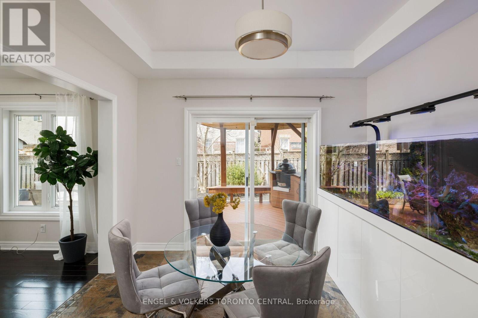 337 KIRKVALLEY CRESCENT - 17