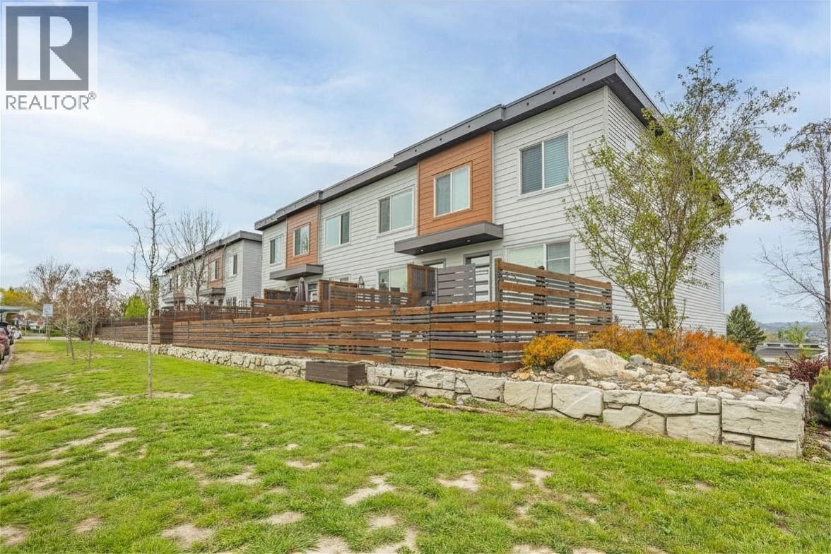 2 3405 16 Avenue, Vernon