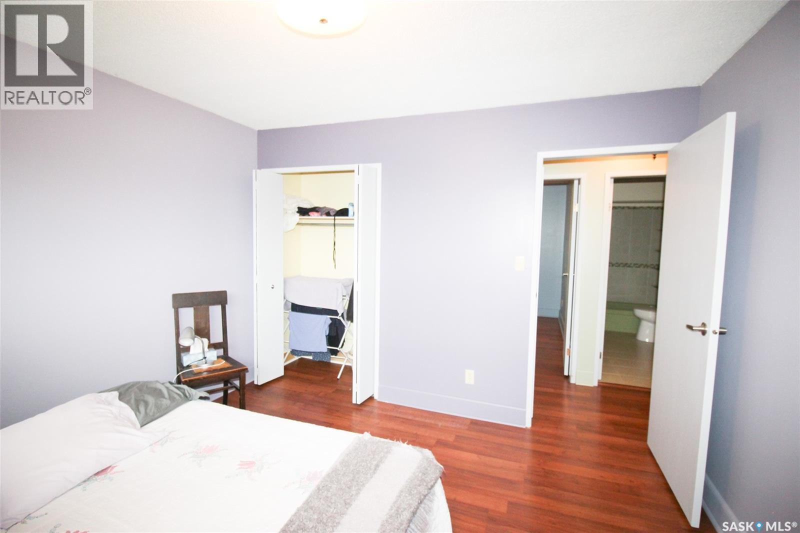 128 1st STREET E - 16