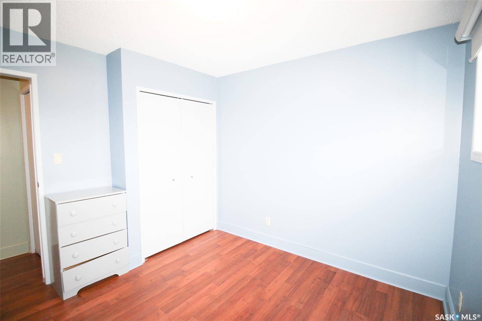128 1st STREET E - 19
