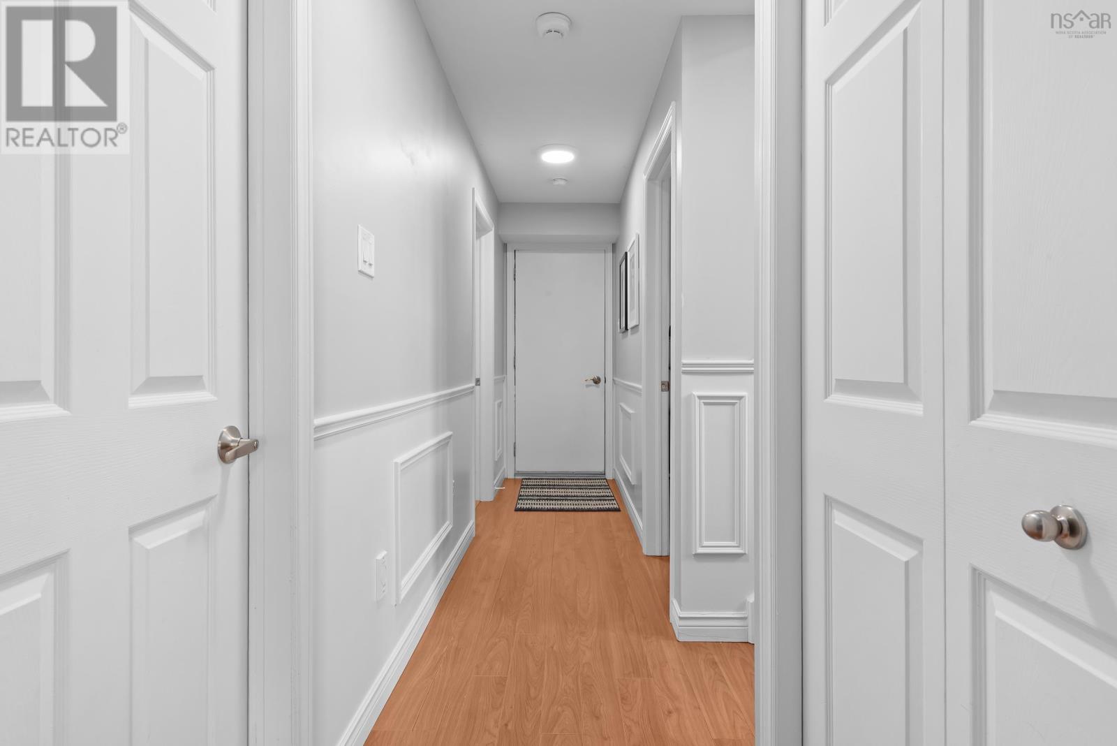 Property 26 of 35 of 65 Appian Way