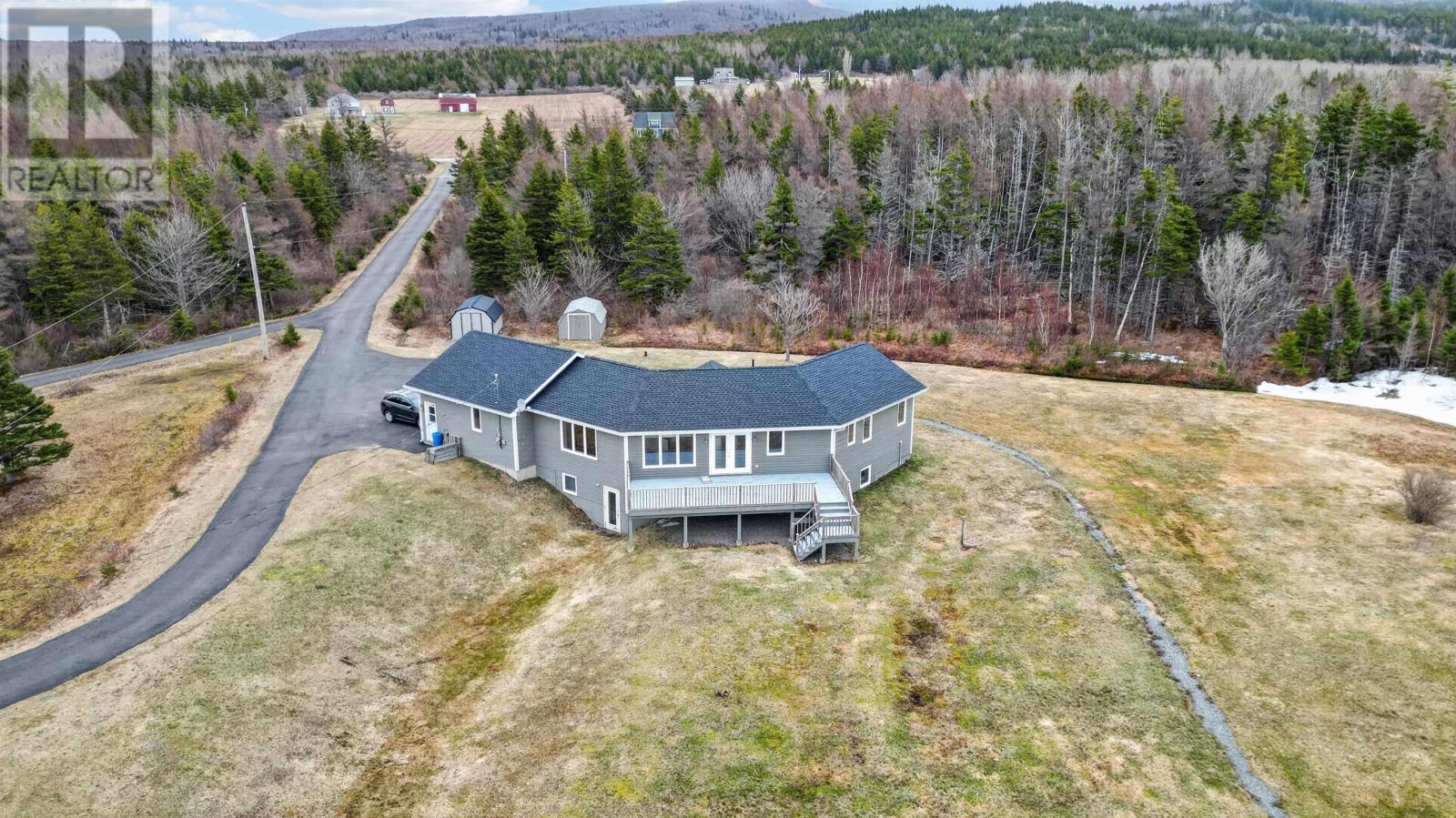 Property 32 of 47 of 3599 Highway 19